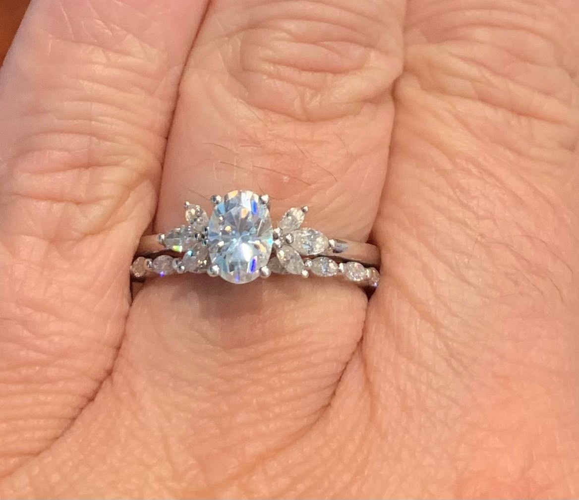 Diamondbistro moissanite deals