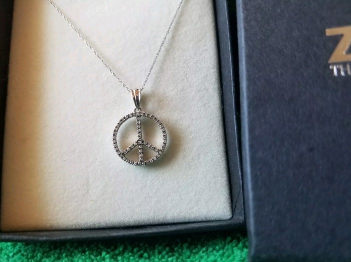 full sized images for necklaces pendants 1 6ctw diamond zales box